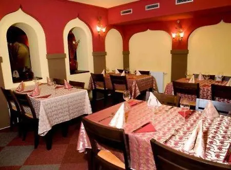 Satyam Guest house