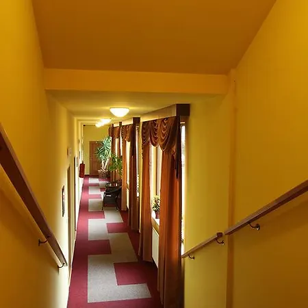 Satyam Guest house 3*
